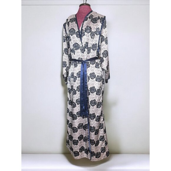 Natori Floral Print Long Sleeve Silky Multicolored Pocketed Robe With Belt - Picture 4 of 16